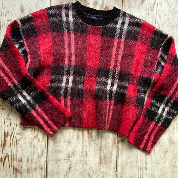 Forever 21 cropped Christmas sweater - Picture 4 of 6